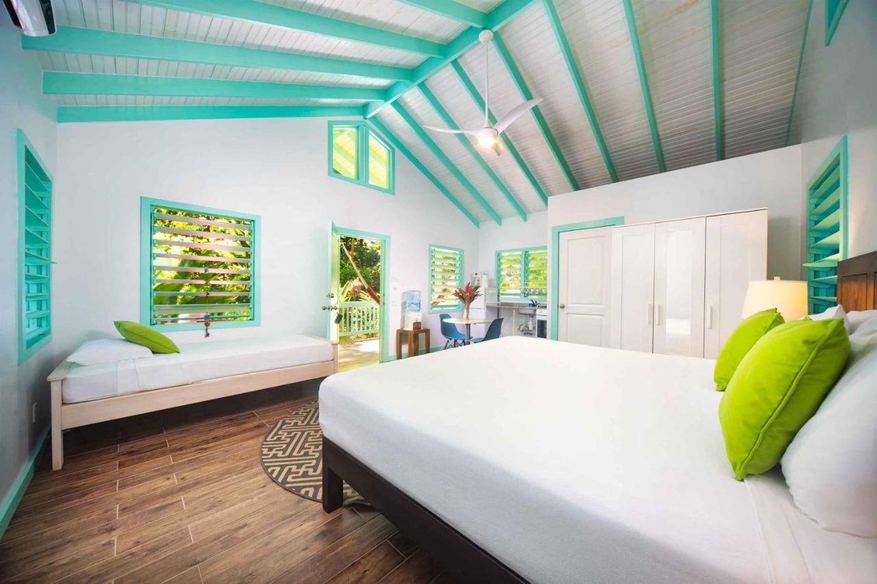 Puerta Azul Otel Sandy Bay Dış mekan fotoğraf